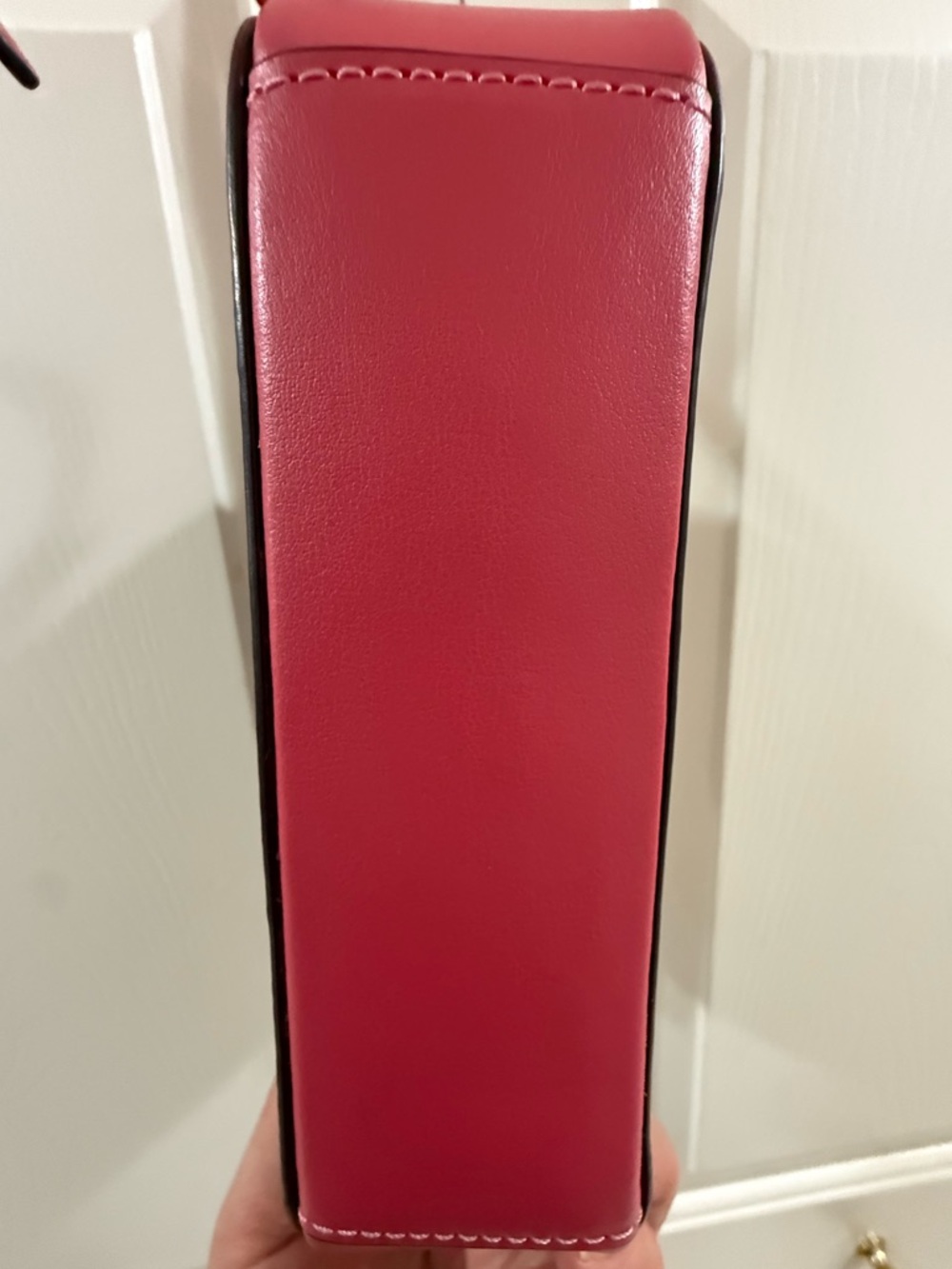 Coach Signature camera crossbody bag in brown monogram canvas with vibrant pink - Picture 8 of 17